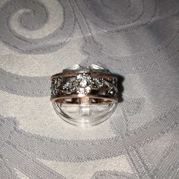 FREE SHIPPING Silver/Rose Gold Band Ring - Picture 3 of 8